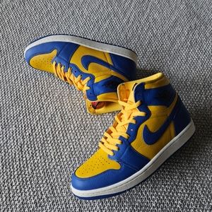Air Jordan 1 Hi "Laney"